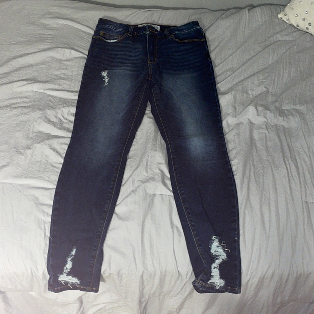 Size 13  w31 L 25 high rise skinny jeans